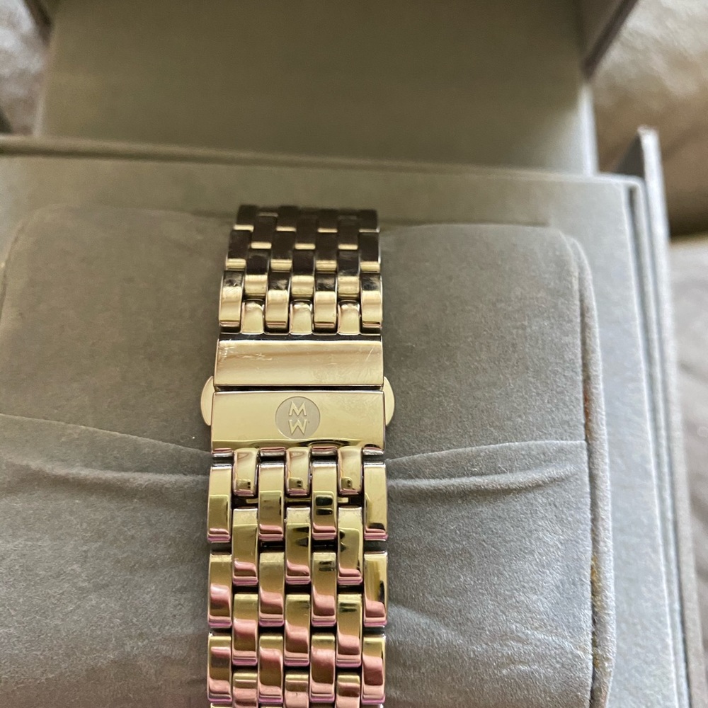 Michelle Watch - image 3